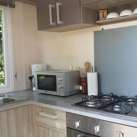 Mobil home 6-8 places Parcelle 5 climatisé Biville-sur-Mer Esterno foto