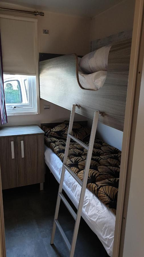 Mobil home 6-8 places Parcelle 5 climatisé Biville-sur-Mer Esterno foto