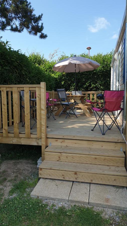 Mobil home 6-8 places Parcelle 5 climatisé Biville-sur-Mer Esterno foto